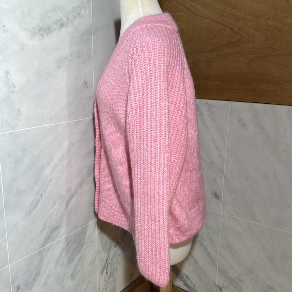 ZARA Bubblegum Pink Cardigan Sweater Fuzzy Soft Feminine Coquette Size medium - Picture 3 of 10